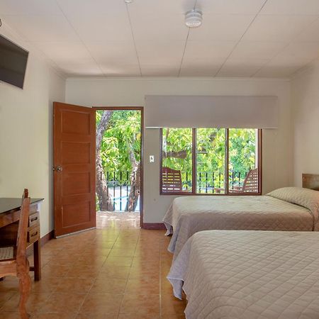 Hotel Boyeros ลิเบเรีย ภายนอก รูปภาพ