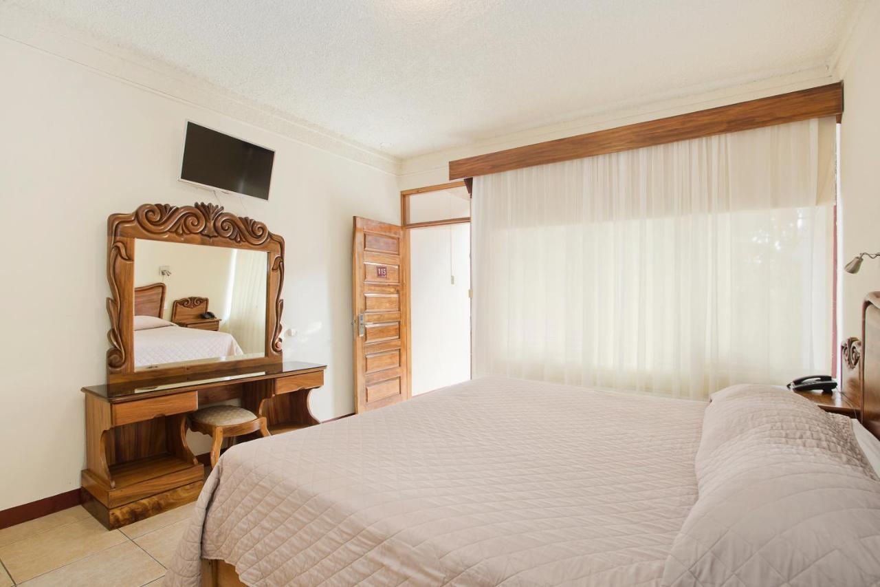Hotel Boyeros ลิเบเรีย ภายนอก รูปภาพ