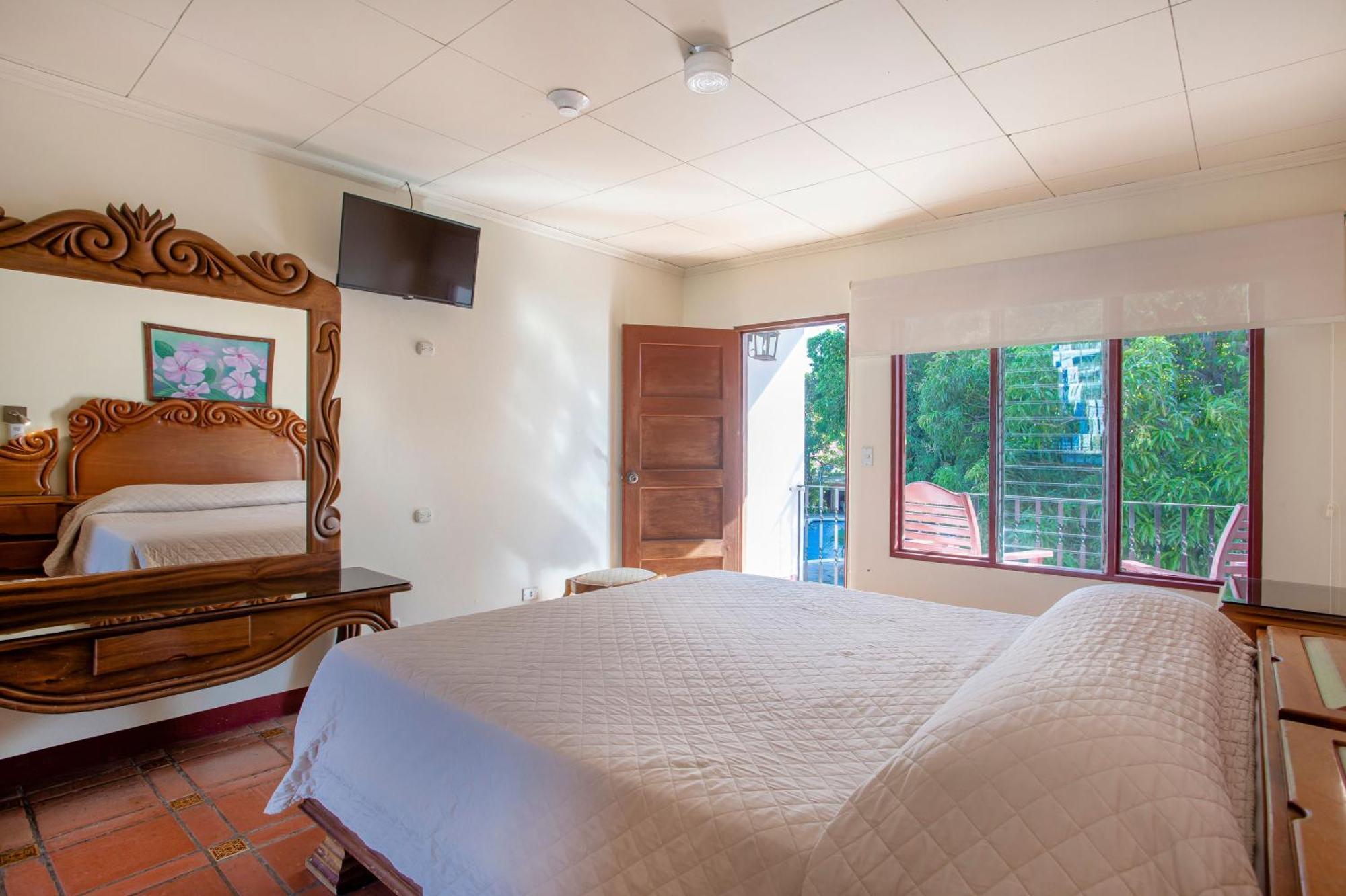 Hotel Boyeros ลิเบเรีย ภายนอก รูปภาพ
